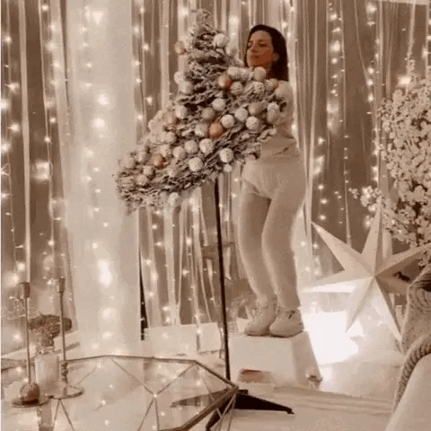 Árvore de Natal Dobrável, Retrátil - Praticidade na decoração do seu Natal.